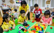 1 tuần đi học lại, nhiều trẻ mầm non vẫn khó khăn để hòa nhập