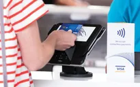 Thay đổi thói quen thanh toán không tiền mặt từ người trẻ