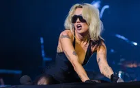 Miley Cyrus dương tính với COVID-19, nhưng nói rằng "nó chắc chắn đáng giá"