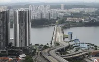 Singapore khởi động lại dịch vụ xe buýt và taxi xuyên biên giới với Malaysia
