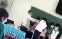 Kỷ luật 2 giáo viên tát học sinh, thả sách vở xuống đất