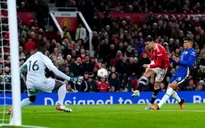 Ngoại hạng Anh | Ronaldo tỏa sáng, Man Utd chia điểm với Chelsea