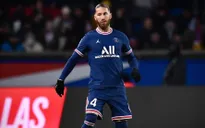 Sau Messi, Neymar, đến lượt Ramos bị CĐV PSG la ó