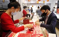 Giá vàng bất ngờ tăng nửa triệu đồng/lượng