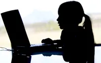 Bảo vệ trẻ em trên môi trường Internet