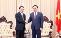 Chủ tịch Quốc hội tiếp Bí thư, Tỉnh trưởng tỉnh Champasak của Lào