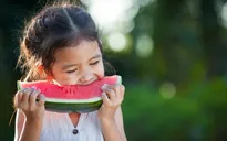 Đồ ăn nhẹ cho trẻ sau hoạt động thể thao lành mạnh