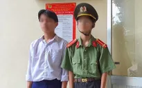 Thiếu tiền chơi game, 2 thanh niên mạo danh công an đi thu tiền tiệm cầm đồ