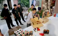 An Giang: Phát hiện một hộ dân nghi sản xuất dầu nhớt giả