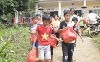 Mang Tết thiếu nhi sớm đến với trẻ em nghèo biên giới Lai Châu