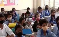 Học phí tăng cao, hàng triệu học sinh Ấn Độ rời bỏ trường tư