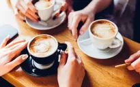 Người uống cà phê có tuổi thọ cao hơn những người không uống