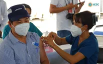 Cách tốt nhất để kết thúc đại dịch COVID-19 là thêm nhiều người được tiêm vaccine