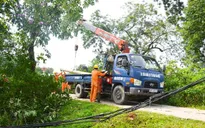 Cần sập ngay cầu dao điện khi mưa ngập