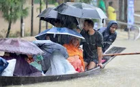 Nỗ lực cứu trợ hàng triệu người mắc kẹt trong lũ lụt tại Bangladesh và Ấn Độ