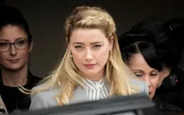 Bị công chúng quay lưng, Amber Heard lên kế hoạch viết tự truyện