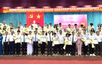 Bình Định: Tuyên dương, khen thưởng học sinh giỏi