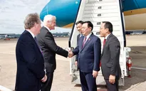 Chủ tịch Quốc hội Vương Đình Huệ bắt đầu thăm chính thức Vương quốc Anh