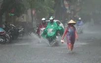 Bắc Bộ và Nam Bộ mưa dông, có khả năng xảy ra lốc, sét, mưa đá