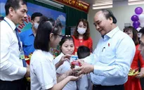 State leader visits disabled children in Hanoi