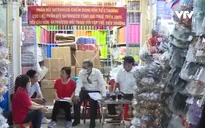 Tiểu thương chợ nguyên liệu may mặc lớn nhất TP Hồ Chí Minh xin ngừng bán