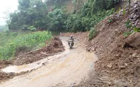 Bắc Bộ mưa dông về chiều tối, Trung Bộ có nơi nắng nóng trên 36 độ C