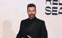 Ricky Martin phủ nhận tuyên bố gây sốc về mối quan hệ loạn luân với cháu trai