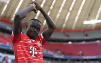 Các tân binh của Bayern Munich ra mắt người hâm mộ