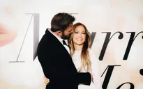 Jennifer Lopez đổi tên sau khi kết hôn với Ben Affleck