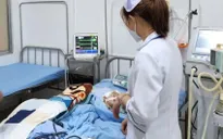 Vụ cháu bé 2 tuổi bị bạo hành tại Lâm Đồng: Khởi tố, bắt tạm giam hai bảo mẫu