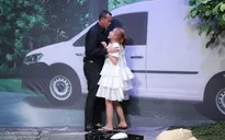 Đá sang mảng diễn xuất, thủ môn Tấn Trường ẵm cúp Ơn giời! Cậu đây rồi