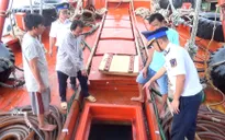 Liên tiếp bắt giữ tàu cá chở dầu DO không rõ nguồn gốc trên biển