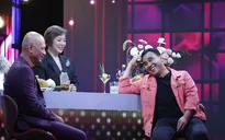NS Quyền Linh đi dép tổ ong ở Cuộc hẹn cuối tuần