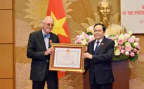 Trao tặng nguyên Tổng Thư ký IPU Huân chương hữu nghị