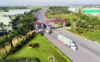 Cước vận tải đường bộ vẫn "chờ" giá xăng, dầu giảm tiếp
