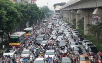 Hà Nội: Phân làn riêng cho ô tô, xe máy trên đường Nguyễn Trãi từ 6/8