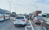 Cao tốc Long Thành - Dầu Giây ùn ứ vì nhiều nguyên nhân