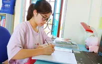 Thí sinh duy nhất của Nam Định đạt điểm 10 môn Văn thích đọc tài liệu trên các fanpage, diễn đàn