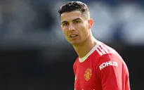 Cristiano Ronaldo không quay trở lại tập trung cùng Manchester United
