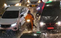 Hà Nội: Mưa lớn còn kéo dài đến khi nào?