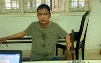 Theo dõi người đi ô tô rút tiền từ ngân hàng để trộm cắp