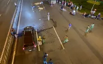 Ô tô bán tải va chạm xe máy, 2 phụ nữ tử vong, bé 13 tháng bị thương nặng
