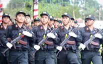 Công an TP Hồ Chí Minh ra mắt Trung đoàn Cảnh sát cơ động dự bị chiến đấu