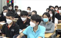 Nhiều trường tăng học phí, thí sinh chuyển hướng, điều chỉnh nguyện vọng