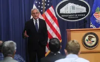 Bộ trưởng Tư pháp Mỹ xác nhận FBI đang điều tra cựu Tổng thống Donald Trump