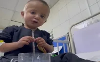 Hơn 1 triệu trẻ em Afghanistan đối mặt với suy dinh dưỡng nghiêm trọng