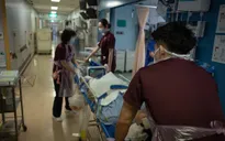 Nhật Bản: Số ca cấp cứu khó tìm bệnh viện tăng cao