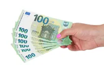 ECB bắn tín hiệu tiếp tục tăng lãi suất