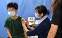 Nhật Bản đẩy mạnh tiêm vaccine COVID-19 cho trẻ em