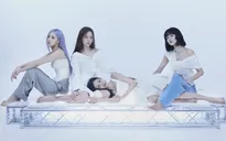 BLACKPINK - Nghệ sĩ nữ K-Pop đầu tiên vượt mốc 2 triệu bản album đặt trước